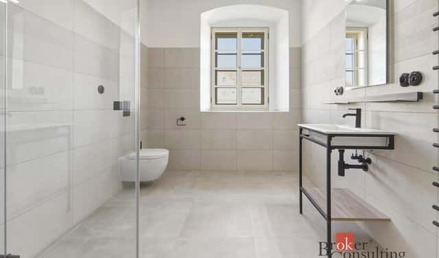 Prodej bytu 1+kk 62 m², Slavíkova, Jince, okres Příbram