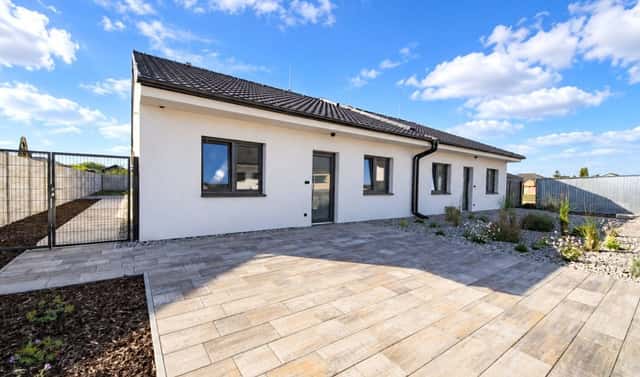 Pronájem domu 90 m² s pozemkem 500 m², Hevlín, okres Znojmo
