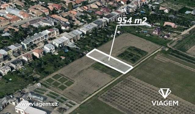 Prodej pole 636 m², Znojmo