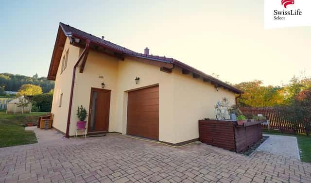 Prodej domu 110 m² s pozemkem 892 m², Hvězdonice, okres Benešov