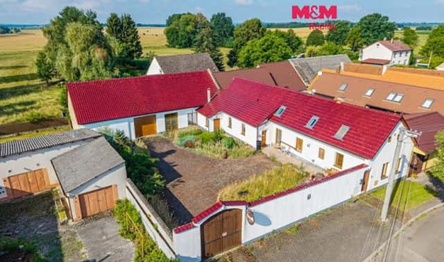 Prodej domu 300 m² s pozemkem 3 109 m², Pluhův Žďár, okres Jindřichův Hradec