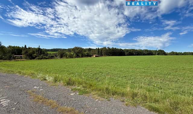 Prodej stavebního pozemku 3 176 m², Dobronice u Bechyně, okres Tábor