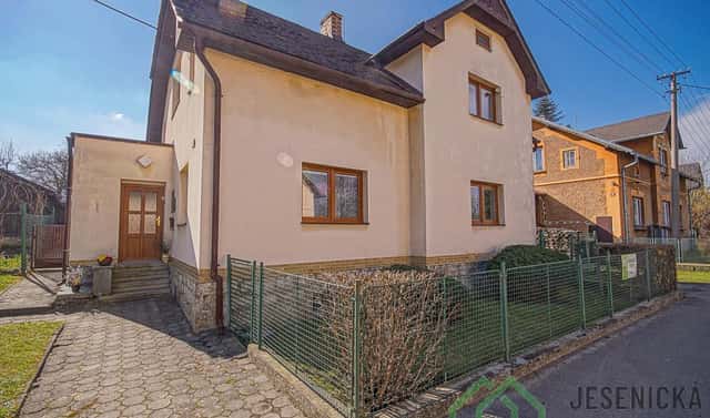 Prodej domu 144 m² s pozemkem 964 m², Černá Voda, okres Jeseník