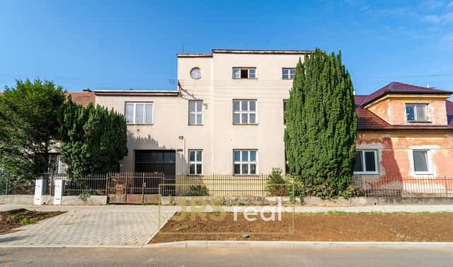 Prodej domu 400 m² s pozemkem 826 m², Veselí nad Moravou, okres Hodonín