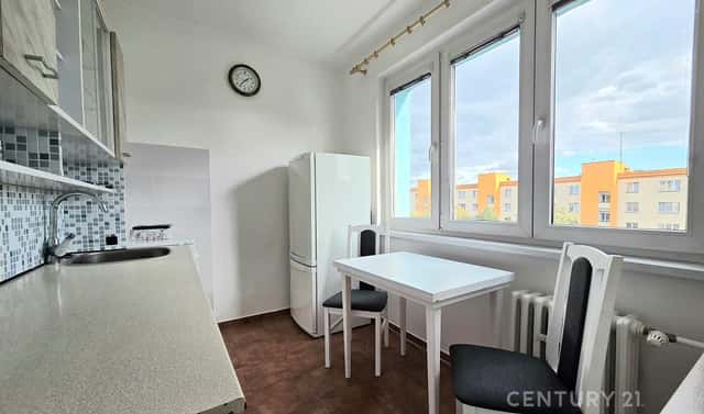 Pronájem bytu 2+1 52 m², Počernická, Praha 10 – Malešice