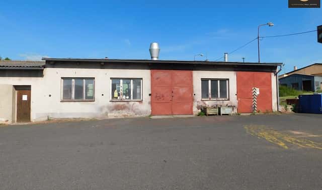 Pronájem výrobních prostor 330 m², Vroutek, okres Louny