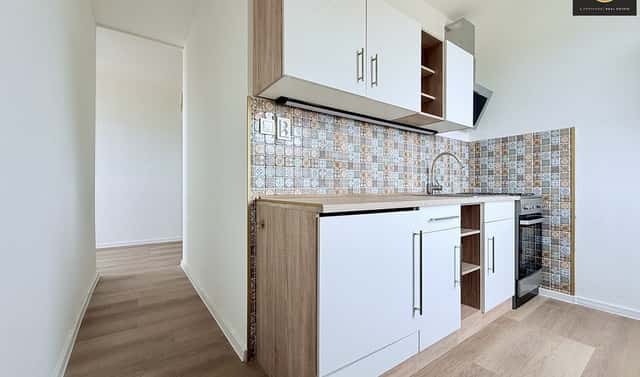 Pronájem bytu 2+1 59 m², Čs. armády, Kladno