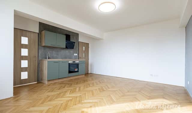 Pronájem bytu 2+kk 36 m², Tyršova, Kolín – Kolín II