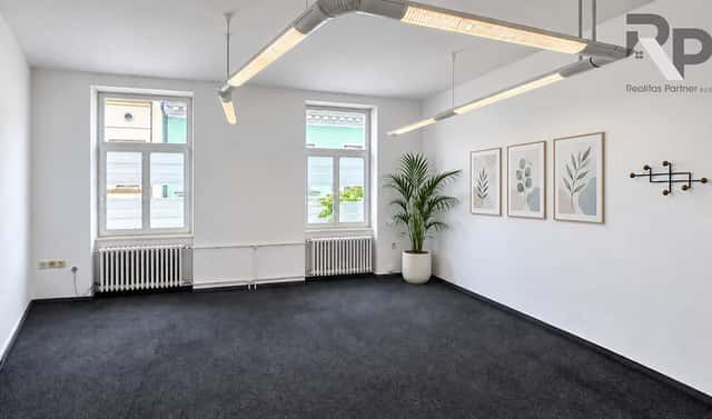 Pronájem kanceláře 26 m², Hlavní třída, Šumperk