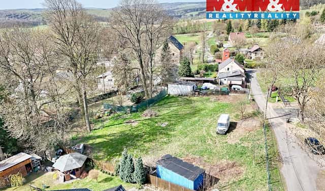 Prodej stavebního pozemku 1 337 m², Boleboř, okres Chomutov