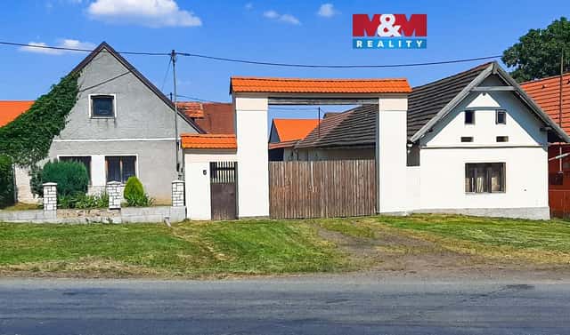 Prodej domu 350 m² s pozemkem 1 892 m², Křenice – Kámen, okres Klatovy