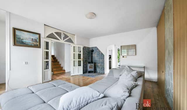 Prodej domu 263 m² s pozemkem 895 m², Na Drahách, Mirošov, okres Rokycany