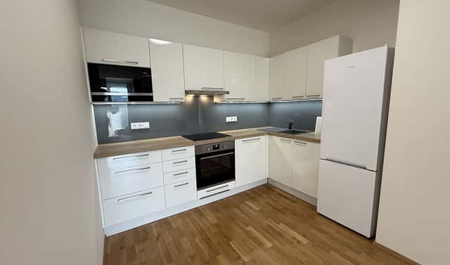 Pronájem bytu 2+kk 64 m², Mezi vodami, Praha 4 – Modřany