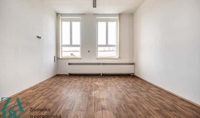 Pronájem kanceláře 30 m², Pekařská, Cheb