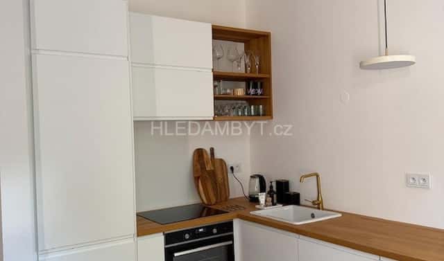 Pronájem bytu 2+kk 55 m², Holandská, Praha 10 – Vršovice