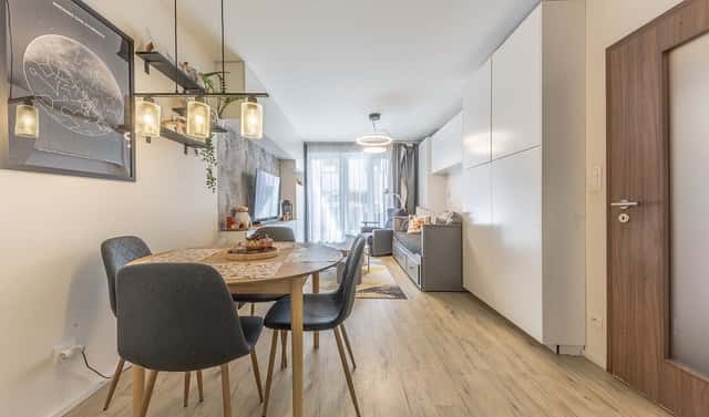 Prodej bytu 2+kk 50 m², U Hostavického potoka, Praha 9 – Hostavice
