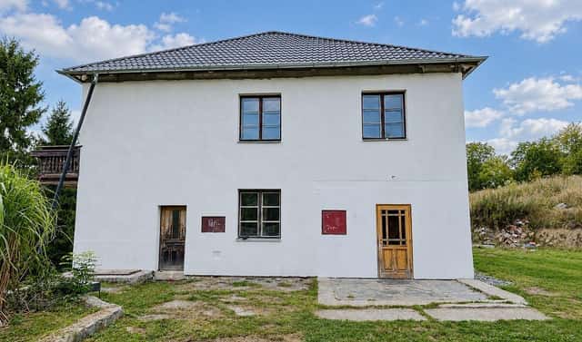 Prodej domu 210 m² s pozemkem 3 825 m², Jiříkov – Těchanov, okres Bruntál