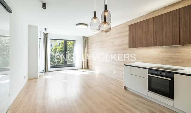 Prodej bytu 4+kk 110 m², Staropramenná, Praha 5 – Smíchov