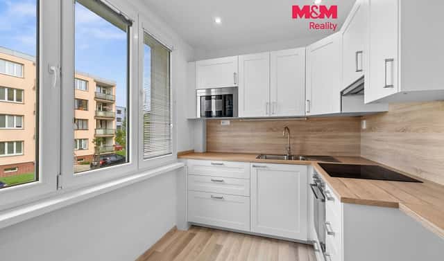 Prodej bytu 3+1 76 m², Průběžná, Rakovník – Rakovník II