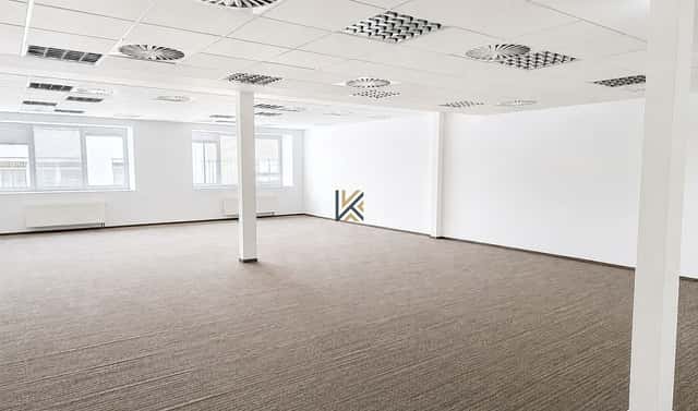 Pronájem kanceláře 155 m², Rozkošného, Praha 5 – Smíchov