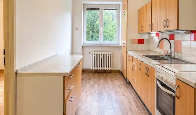 Prodej bytu 2+1 59 m², Komenského, Ostrava – Poruba, okres Ostrava-město