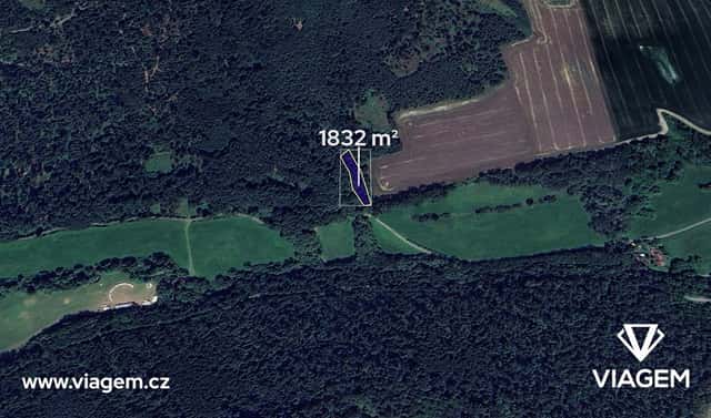 Prodej pole 1 221 m², Úvalno, okres Bruntál