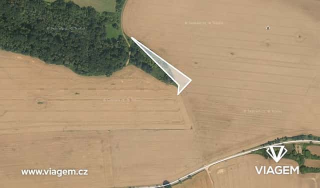 Prodej pole 2 482 m², Snědovice, okres Litoměřice