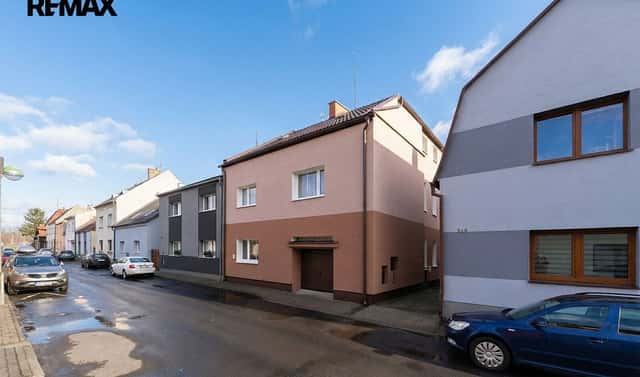 Prodej domu 207 m² s pozemkem 354 m², Nerudova, Spořice, okres Chomutov