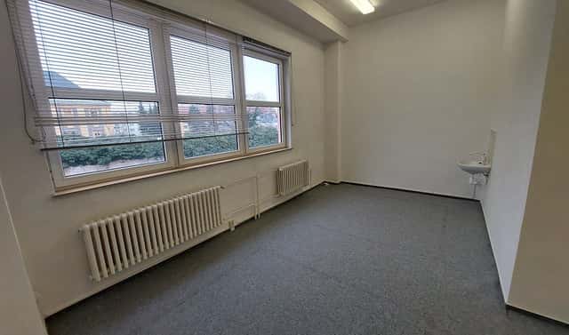 Pronájem kanceláře 20 m², Krnov, okres Bruntál