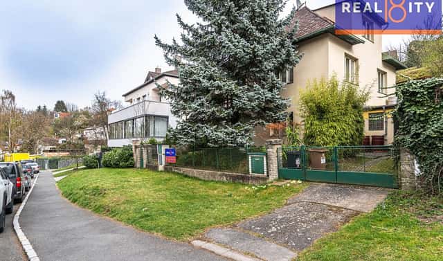 Prodej domu 264 m² s pozemkem 773 m², V údolí, Praha 6 – Suchdol