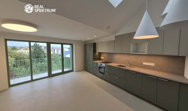 Pronájem bytu 3+kk 93 m², Charbulova, Brno – Černovice, okres Brno-město