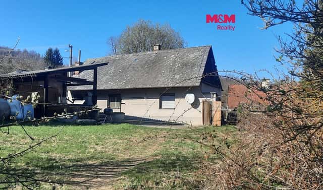 Prodej domu 158 m² s pozemkem 1 011 m², Bouzov – Bezděkov, okres Olomouc