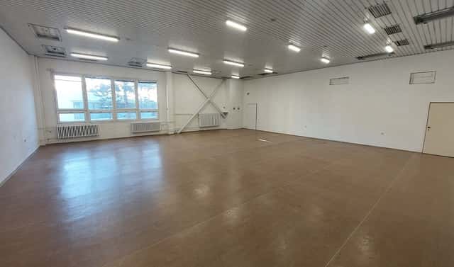 Pronájem skladovacích prostor 147 m², Hodonín, okres Chrudim