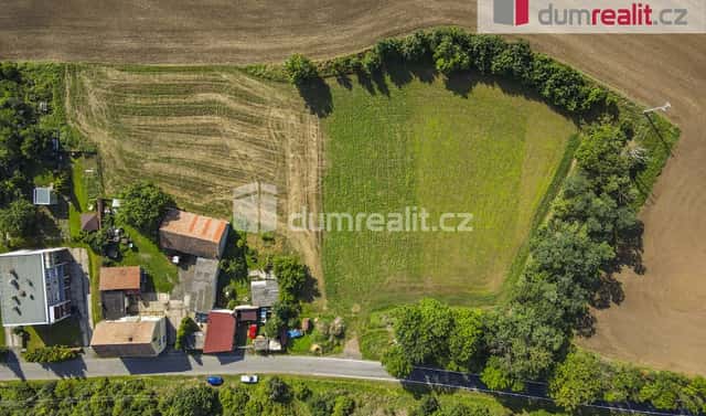 Prodej stavebního pozemku 3 478 m², Klobuky, okres Kladno