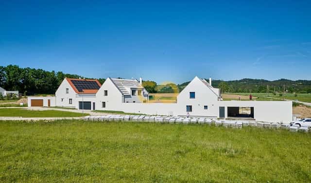 Prodej domu 220 m² s pozemkem 1 000 m², Bavorov – Čichtice, okres Strakonice