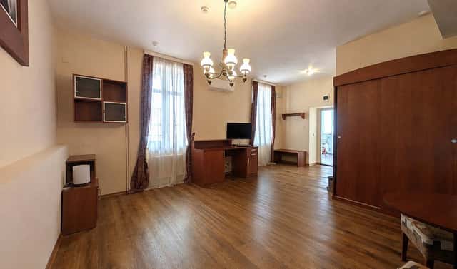 Pronájem obchodních prostor 30 m², Zbrojnická, Plzeň – Vnitřní Město, okres Plzeň-město