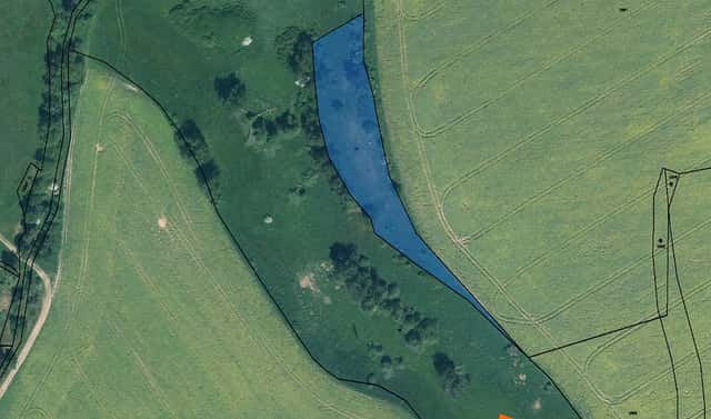 Prodej pozemku 3 946 m², Bezvěrov, okres Plzeň-sever