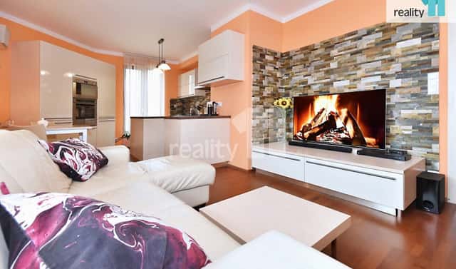 Prodej bytu 4+kk 93 m², Nademlejnská, Praha 9 – Hloubětín