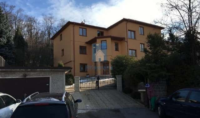 Pronájem bytu 2+kk 30 m², Hostavická, Praha 9 – Hloubětín