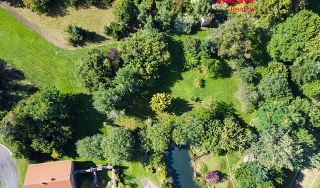 Prodej stavebního pozemku 16 025 m², Kostelec nad Černými lesy, okres Praha-východ