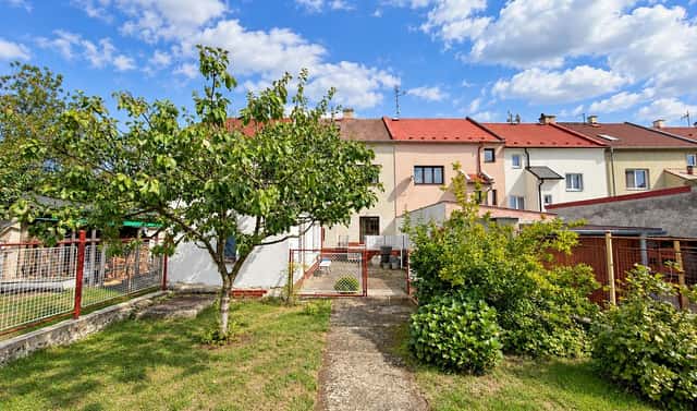 Prodej domu 183 m² s pozemkem 402 m², Lipová, Spořice, okres Chomutov