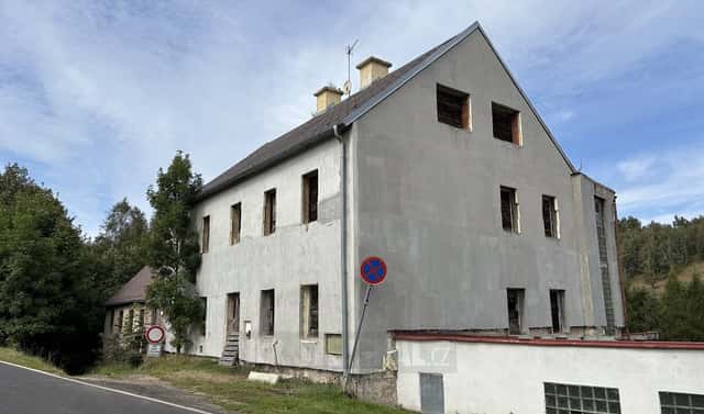 Prodej domu 431 m² s pozemkem 242 m², Moldava, okres Teplice
