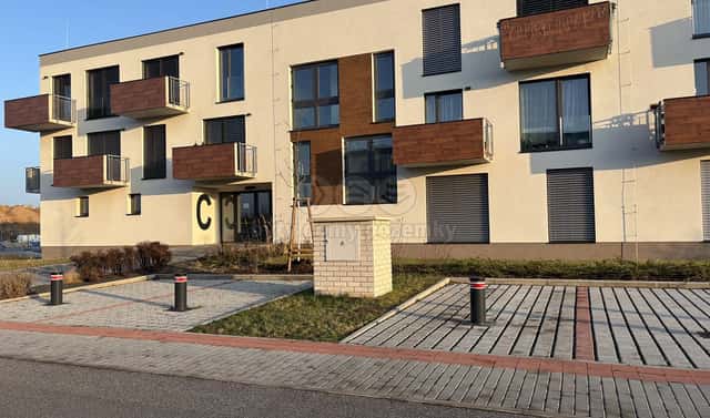Pronájem parkovacího místa, Brandýs nad Labem-Stará Boleslav, Všetatská, Brandýs nad Labem-Stará Boleslav – Stará Boleslav, okres Praha-východ