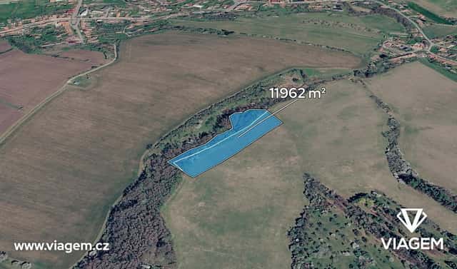 Prodej pole 1 993 m², Roštín, okres Kroměříž