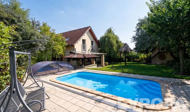 Prodej domu 184 m² s pozemkem 763 m², Zlonínská, Líbeznice, okres Praha-východ