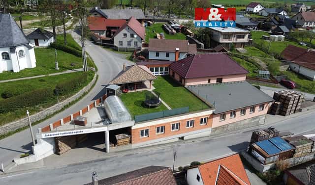Prodej výrobních prostor 1 200 m², Spálov, okres Nový Jičín