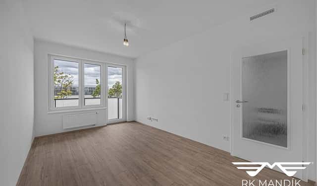 Pronájem bytu 2+kk 45 m², Arnošta Staňka, Praha 10 – Hostivař