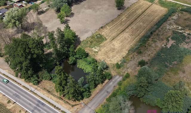 Prodej komerčního pozemku 4 463 m², Břeclav – Poštorná