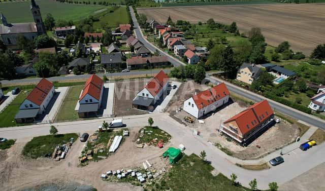 Prodej domu 133 m² s pozemkem 440 m², Dvory – Veleliby, okres Nymburk