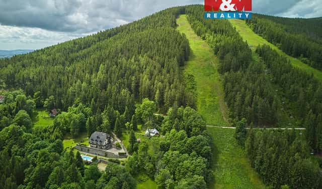 Prodej ubytovacího objektu 1 000 m², Vrchlabí – Hořejší Vrchlabí, okres Trutnov